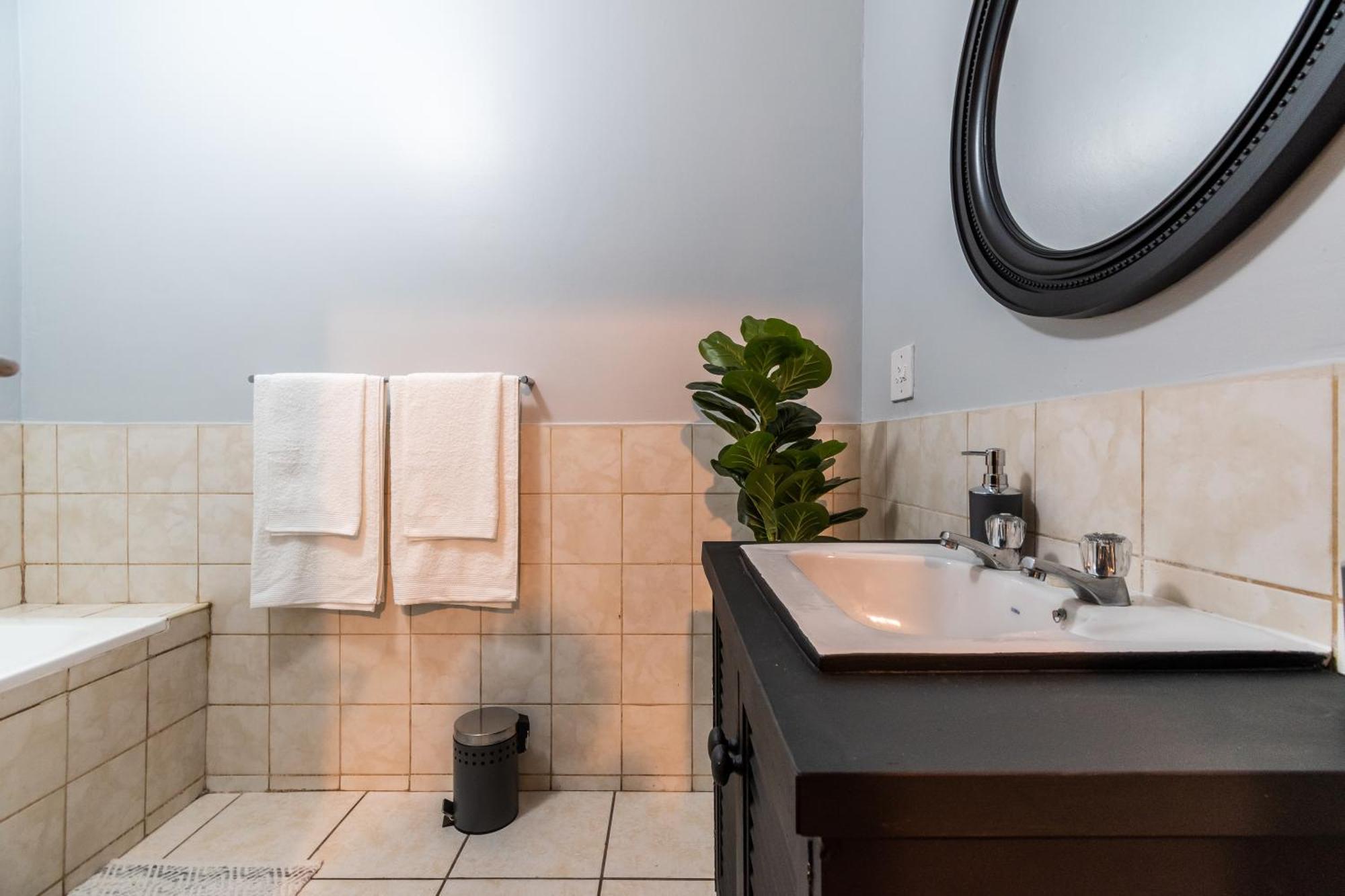 The Square 135- Studio With Free Parking, Pool & Gym Access Apartamento Cidade Do Cabo Exterior foto